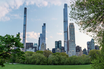 Obraz premium Manhattan skyscrapers and Central Park sunset
