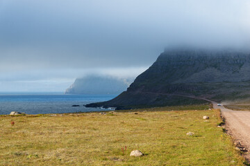 Küste bei Látrabjarg, Westfjorde, Island