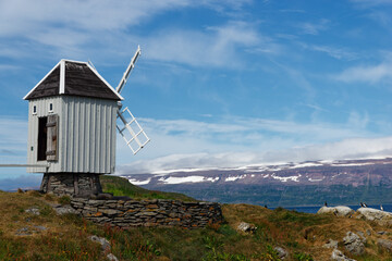 kleine Windm&uuml;hle auf Vigur, Westfjorde, Island