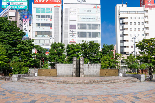 郡山駅の麓山の滝モニュメント