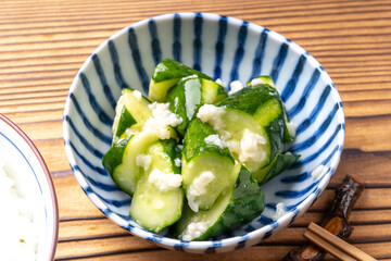 きゅうりの塩麹漬け