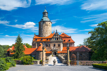 Fototapeta premium Beautiful Czocha Castle at sunny day in the village of Such, Luban County, Lower Silesian voivodeship, in southwestern Poland