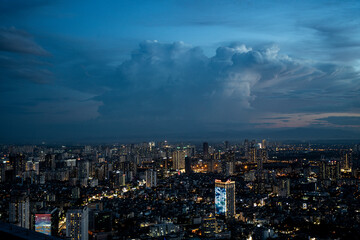 Obraz premium Vue aérienne nocturne de Hanoi, Vietnam