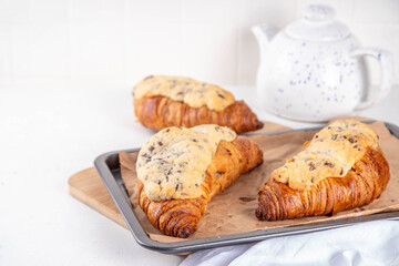 Trendy Viral sweet dessert pastry crookie