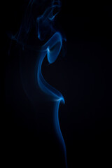 The artwork created from smoke is beautiful and gentle. Taken with a camera that has a high magnification rate.