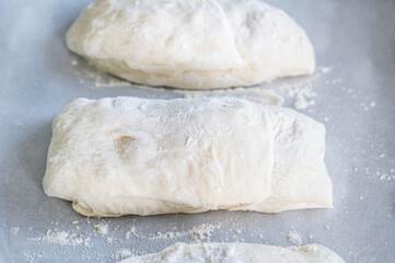 生地を三分割にする