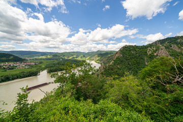 Obraz premium Dürnstein and surroundings in Austria