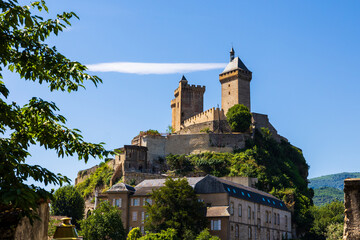 Tours du Château de Foix depuis le centre-ville
