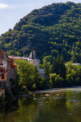 Rives de l’Ariège depuis le centre-ville de Foix