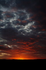 Fototapeta premium 地平線の夕焼け