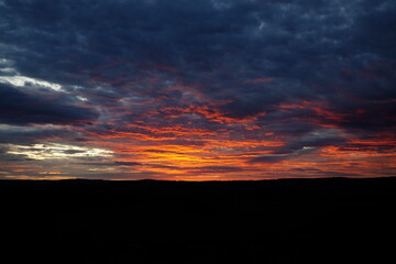 雲の赤い夕焼け