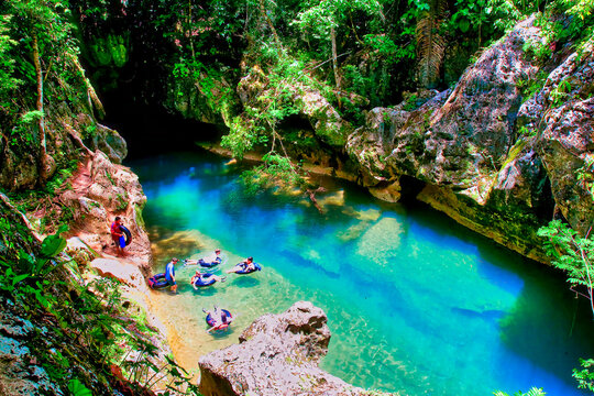 Cave Tubing on Roaring Creek, Belize