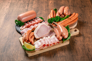 ハム・ソーセージ・ベーコンの盛り合わせ Assorted ham, sausage and bacon