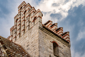 Die alte Kirche von Højerup bei Stevns Klint an der Ostküste Dänemarks