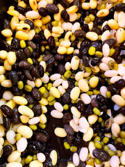 varieties of beans, beans and lentils, black and white beans, various kidney beans, Mixed dry beans