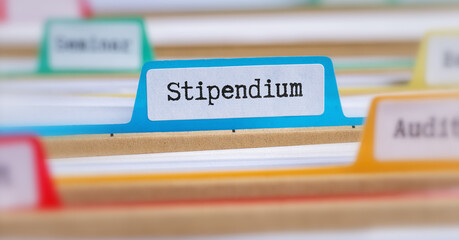 Akten mit der Beschriftung Stipendium