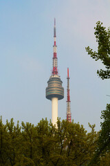 Fototapeta premium 대한민국의 명소인 남산 타워
