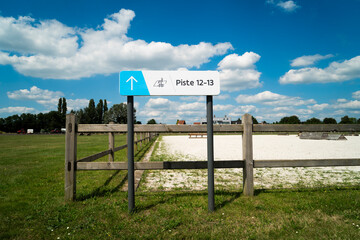 The Gaverbeek hippodrome is undoubtedly Waregem's calling card. Horse race truegem. Well-known horse racing track in Waregem