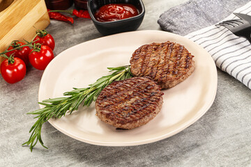 Grilled two beef burger cutlet