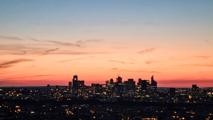 Couch&eacute; de soleil sur Paris
