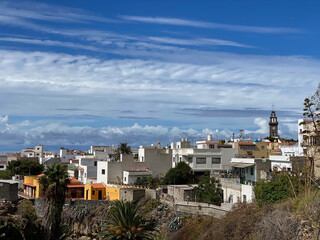  Canary Islands, Tenerife. City, side view.