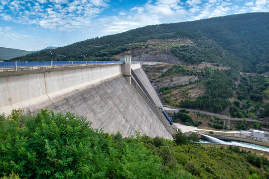 hydroelectric power station