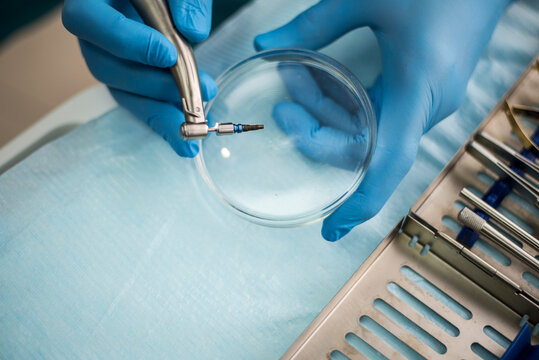 Dental implant