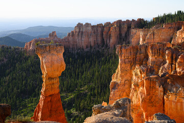 Agua Canyon Overlook at Bryce Canyon National Park with The Hunter Hoodoo