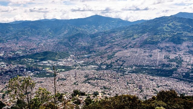 vista a&eacute;rea de la ciudad de Medell&iacute;n