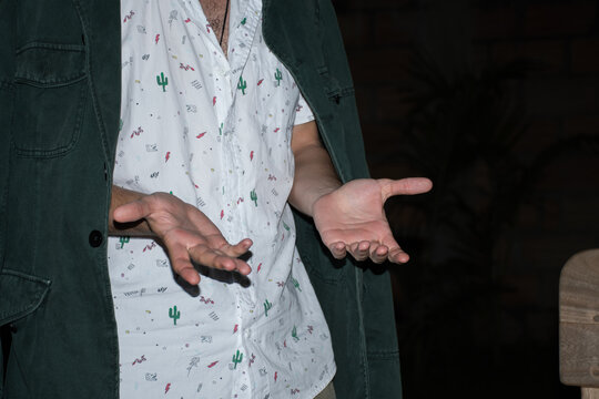 Expressive Hand Gestures