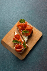 bruschetta with salted salmon and cream cheese
