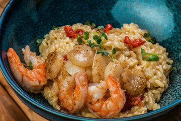 risotto with shrimp and scallops in cream sauce