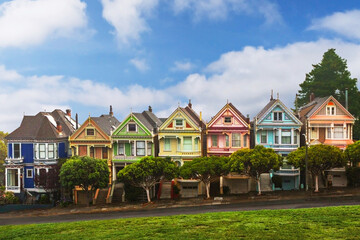 Colorful houses known as Painted Ladies in San Francisco, USA