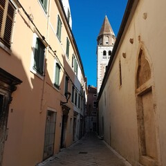 Fototapeta premium narrow street