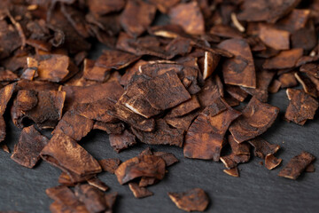 chocolate chips made from coconut pulp fried in chocolate