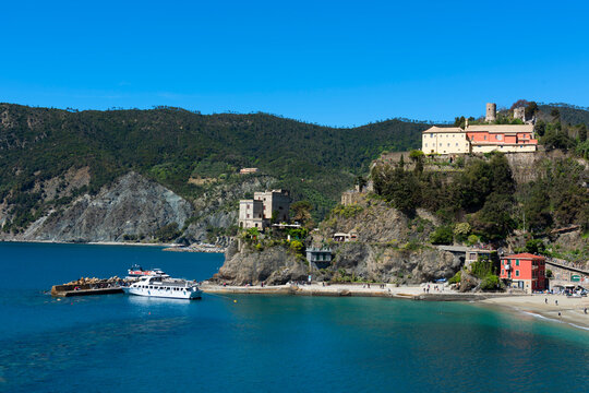 A view of the coastline at Monterosso al Mare, a town on the Cinque Terre, UNESCO World Heritage Site, Liguria, Italy, Europe