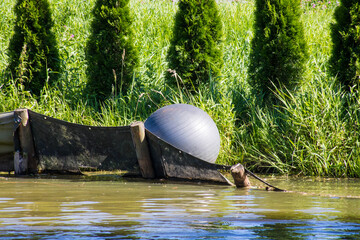 piłka w wodzie  © Patryk