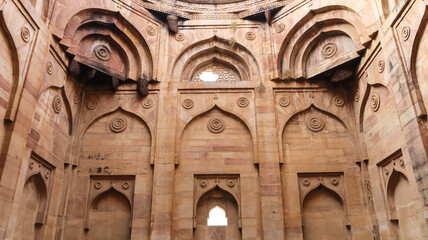 India, Madhya Pradesh, Chanderi, The Ruin Monument Shahzadi Ka Roza, in was Built in a Memory of Princess Mehrunissa.  © Raj