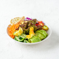 Detox Salad with Avocado and Egg
