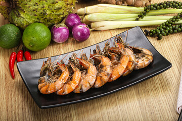 Boiled big tiger fresh shrimp