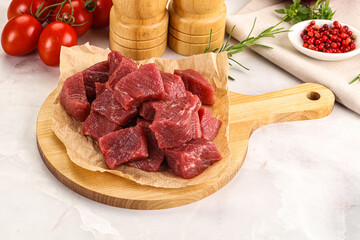 Raw beef cubes for cooking