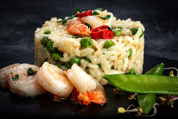 risotto z krewetkami, jedzenie, posiłek, obiad, gotowanie, ryz, dieta, krewetka, lunch