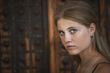 Fototapeta premium Junge Frau / Gesicht
