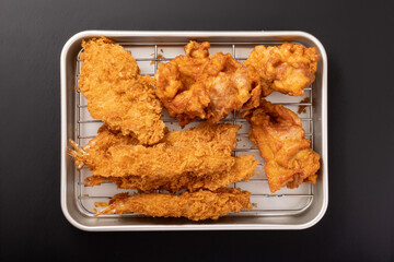 揚げ物（鶏の唐揚げ　エビフライ　ヒレカツ）