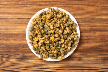 top view dish of the king of tire chrysanthemum