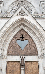 Basilica of the National Vow
Bas&iacute;lica del Voto Nacional (in Spanish) 
By: Photographer La Vi
Quito, Ecuador Travel
South America