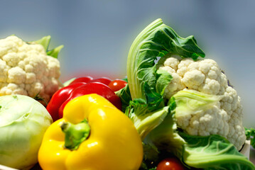 bunter Paprika und Blumenkohl