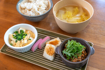 美味しそうな和風朝食