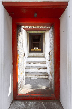Red gate in a Thai temple 