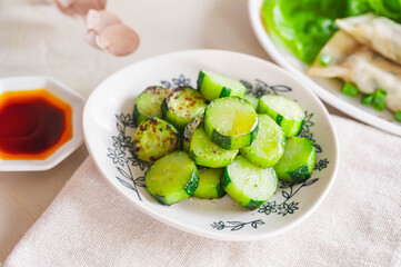 きゅうりの炒め物